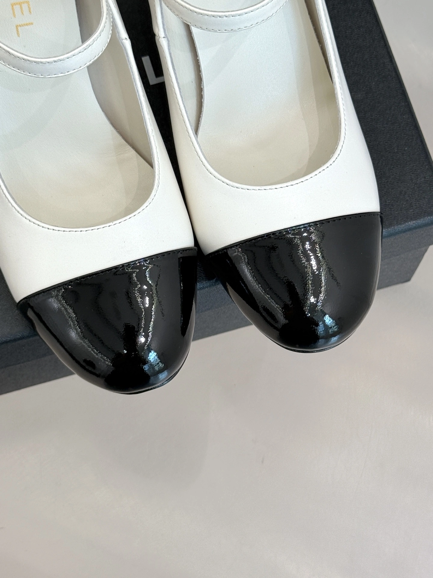 COCO-- 3h1958 G46775-B22202-U4186 Heel height ：8.5cm item:E-X158I2401